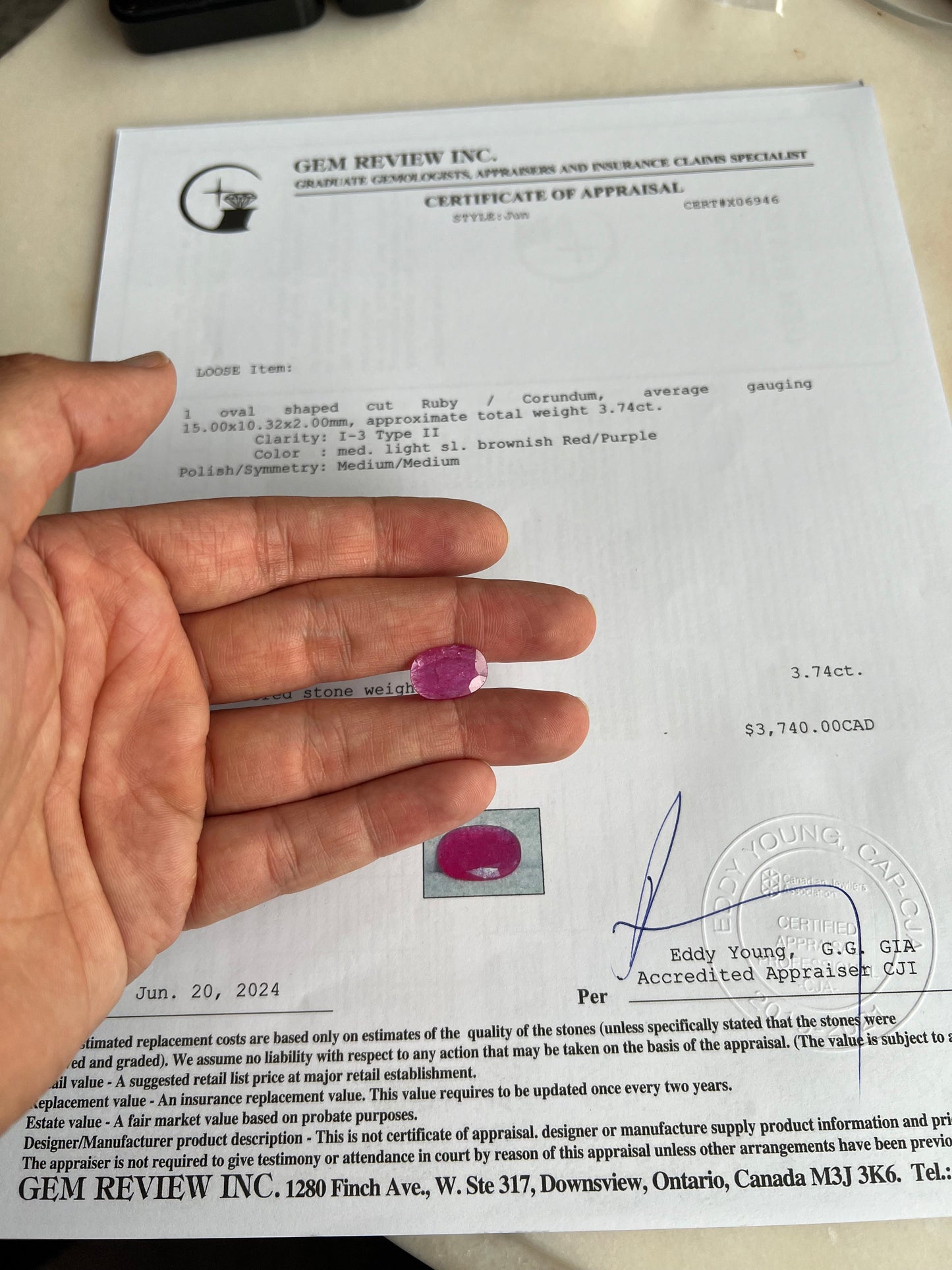 3.74 carats Natural Ruby oval cut from Mozambique - certified