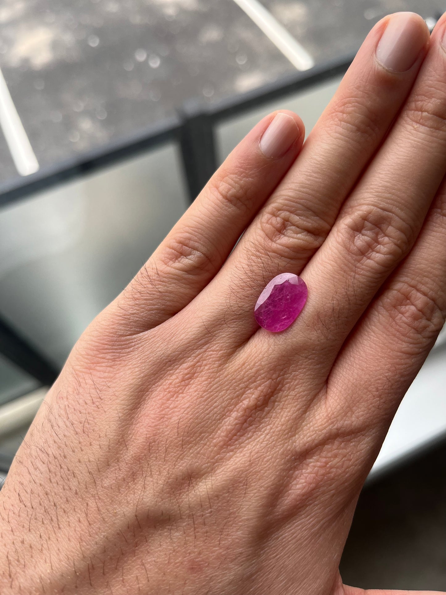 3.74 carats Natural Ruby oval cut from Mozambique - certified