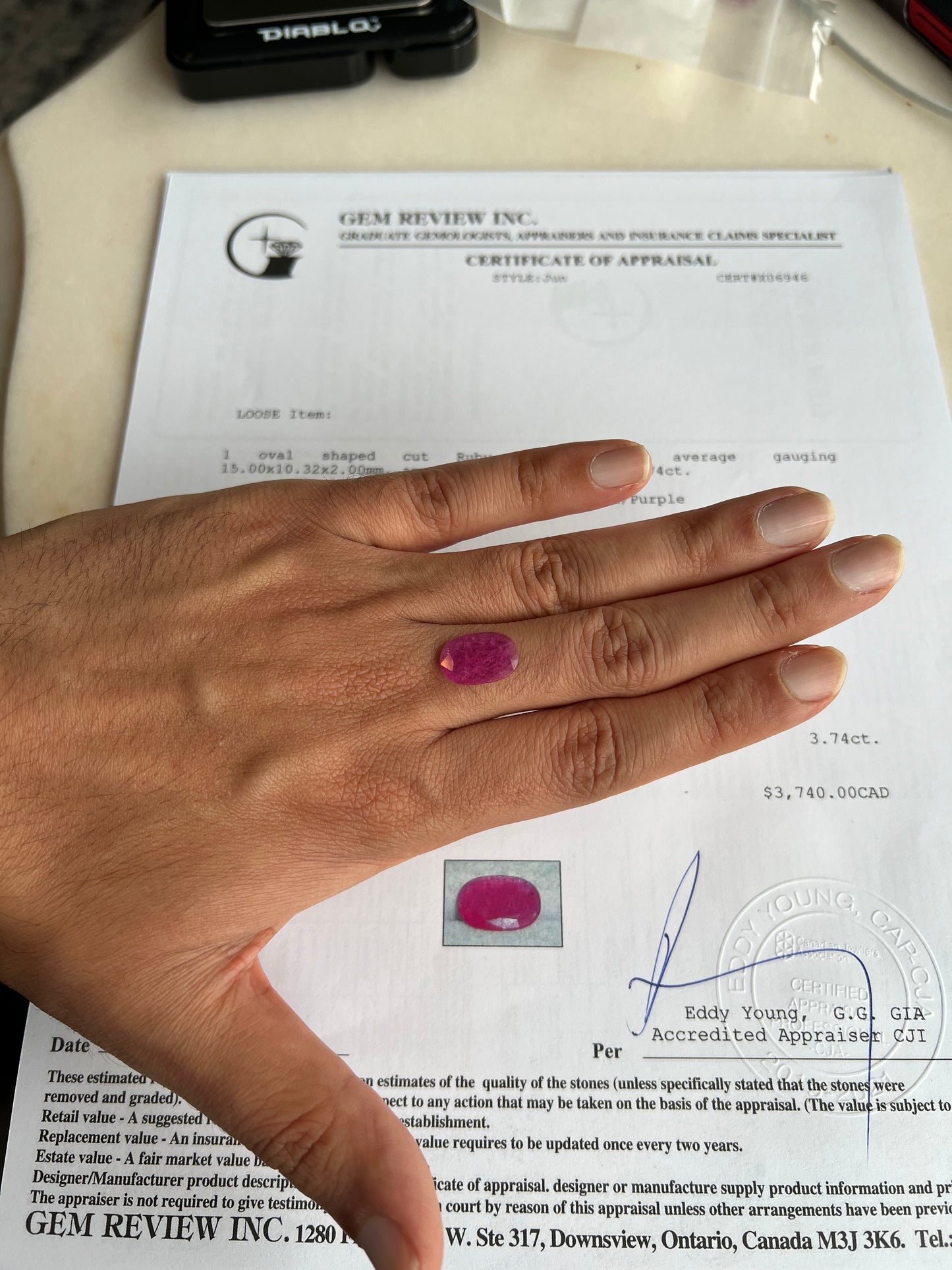 3.74 carats Natural Ruby oval cut from Mozambique - certified