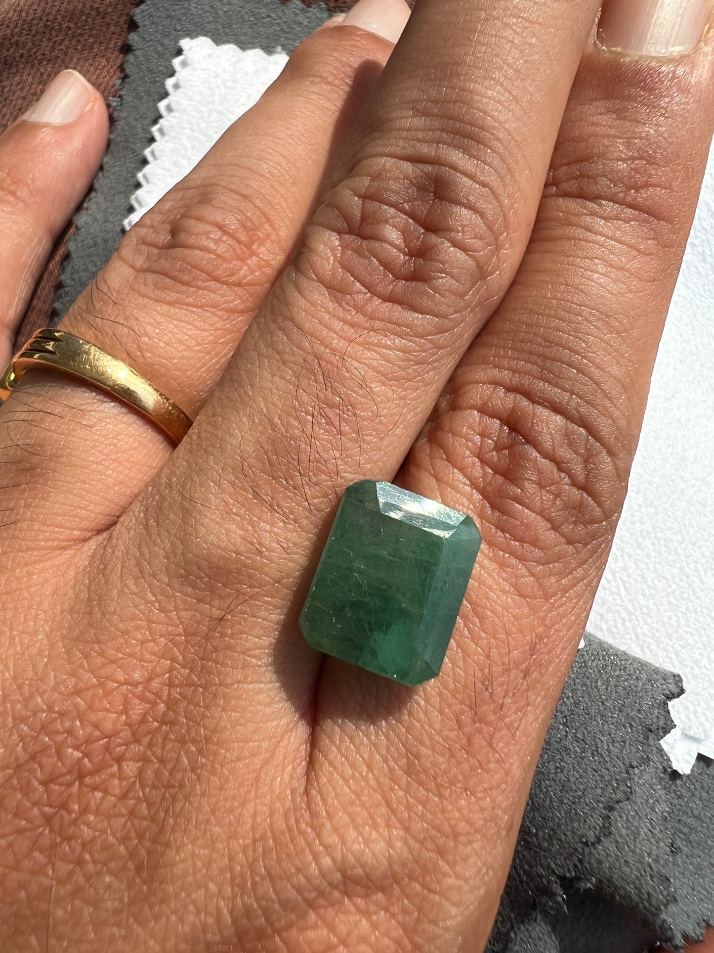 10.16 carats natural zambian Emerald with appraisal