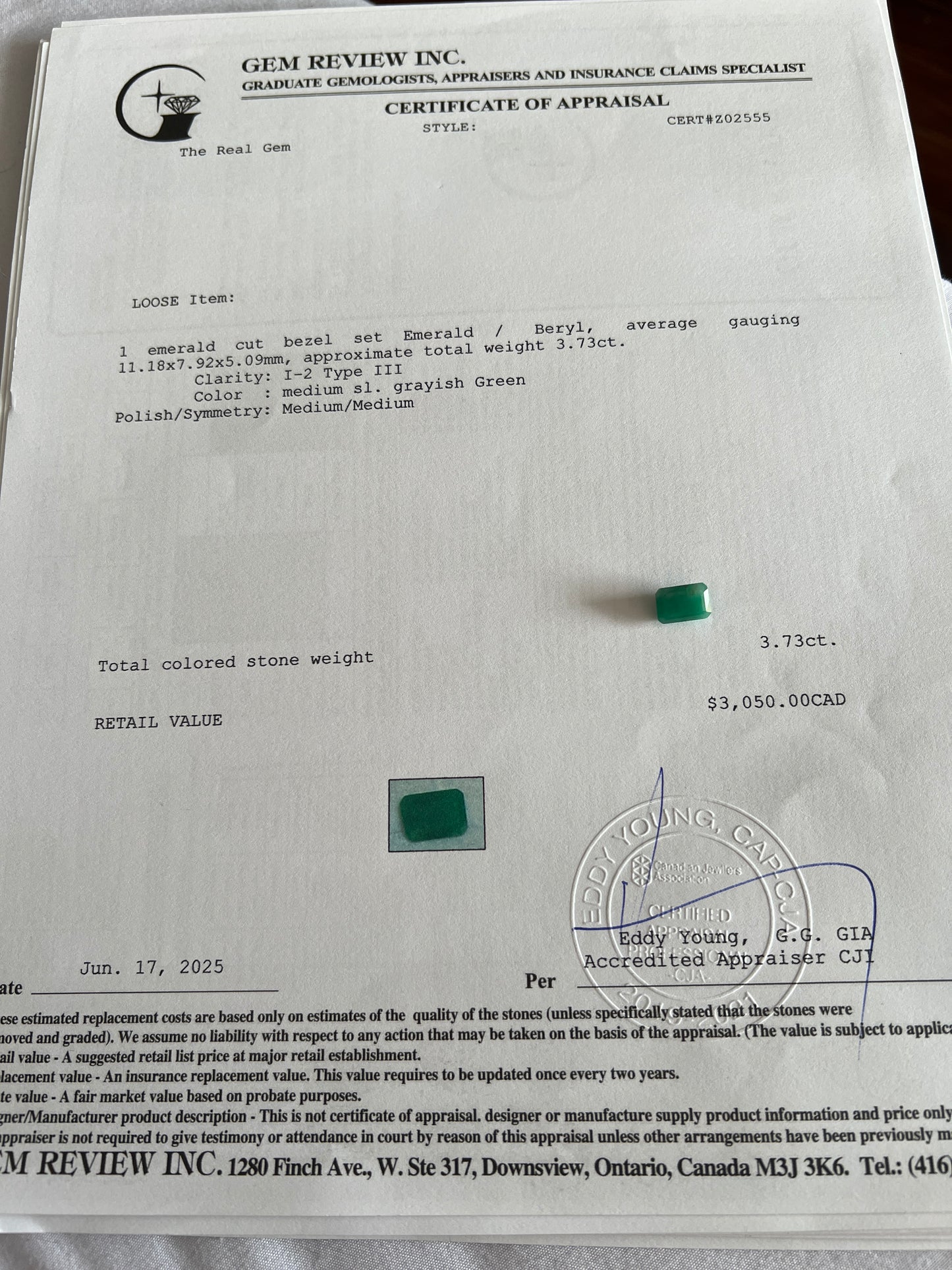 3.73 ct Emerald emerald-cut bright green certified