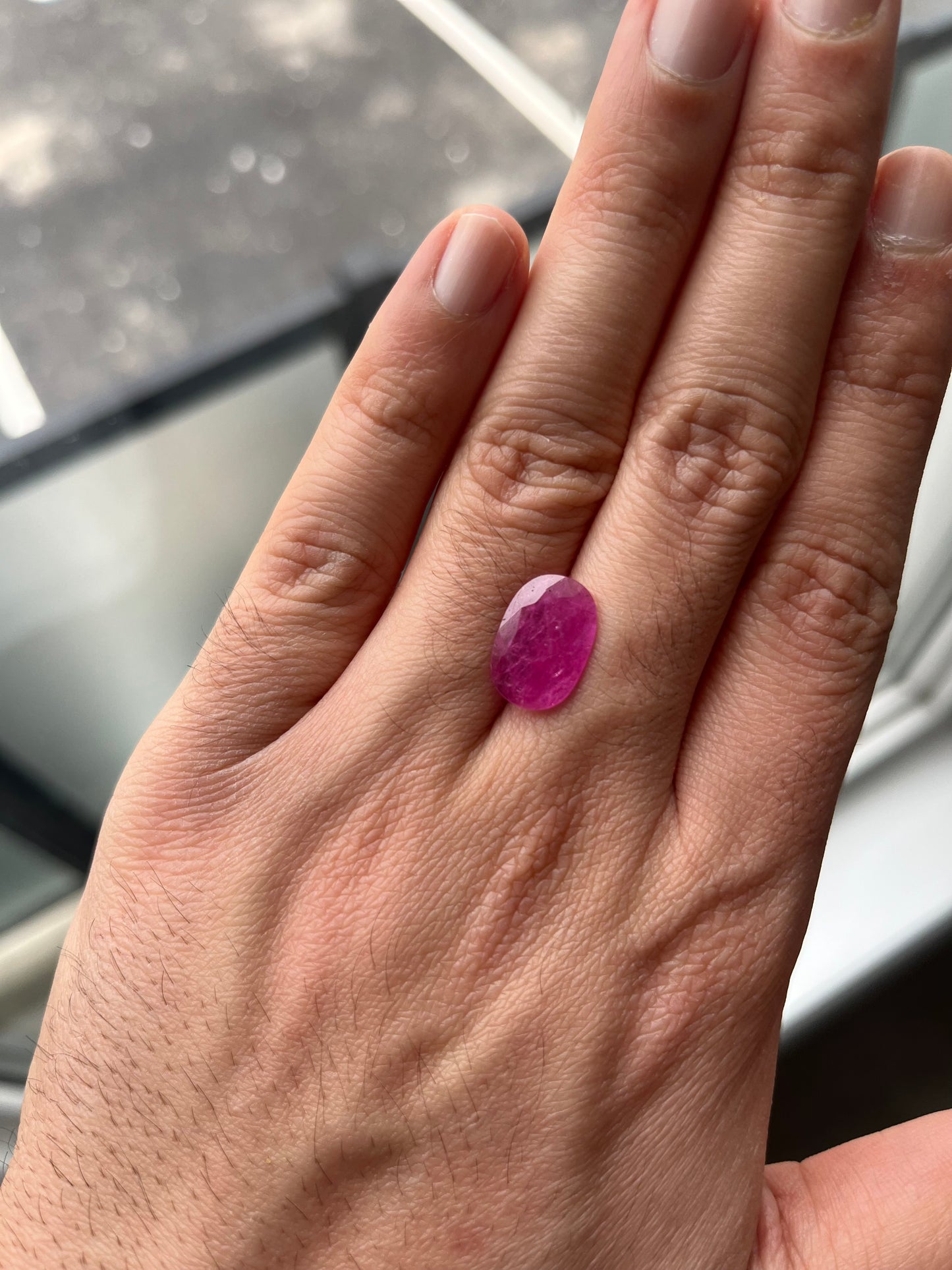 3.74 carats Natural Ruby oval cut from Mozambique - certified