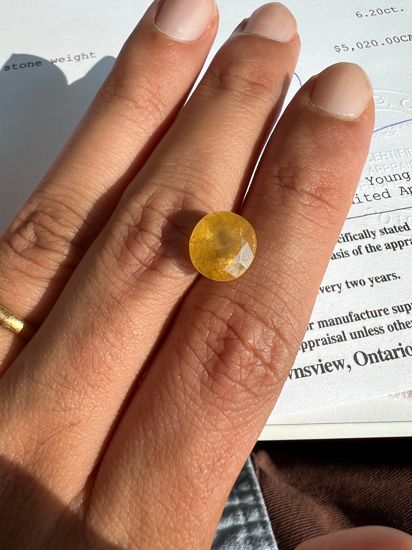 Natural Yellow sapphire 6.20 carats