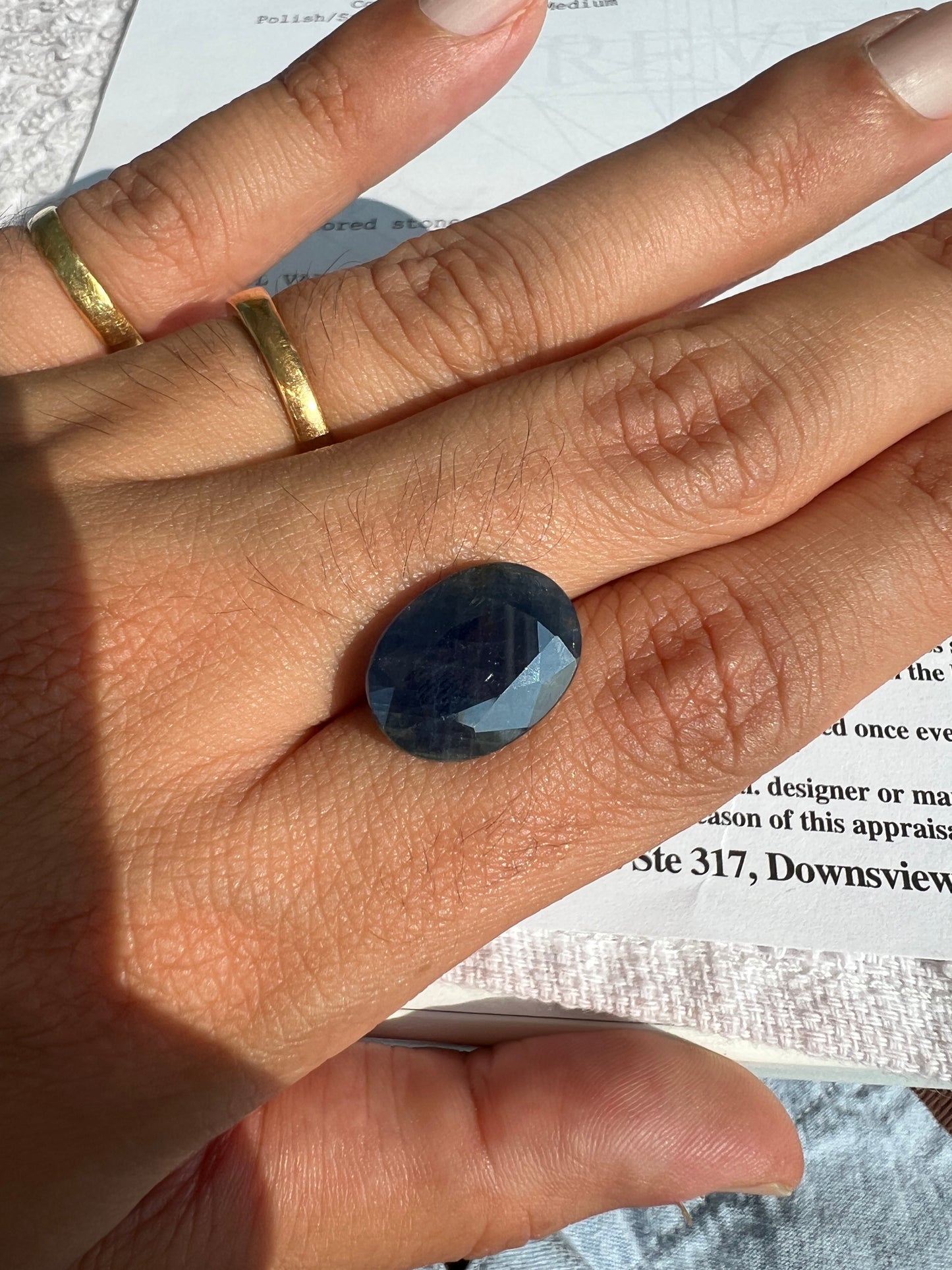 11.09 cts natural blue sapphire oval