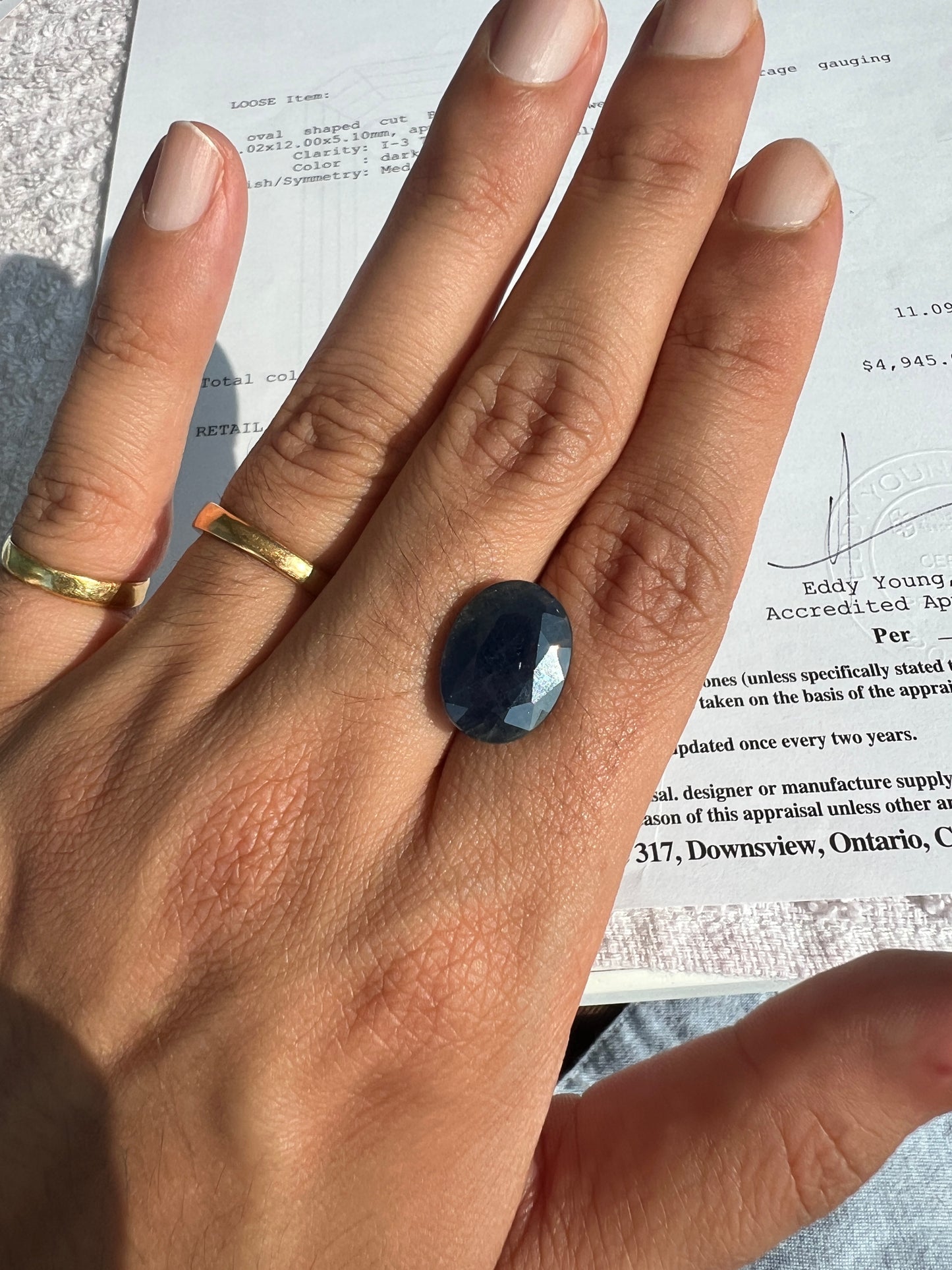 11.09 cts natural blue sapphire oval