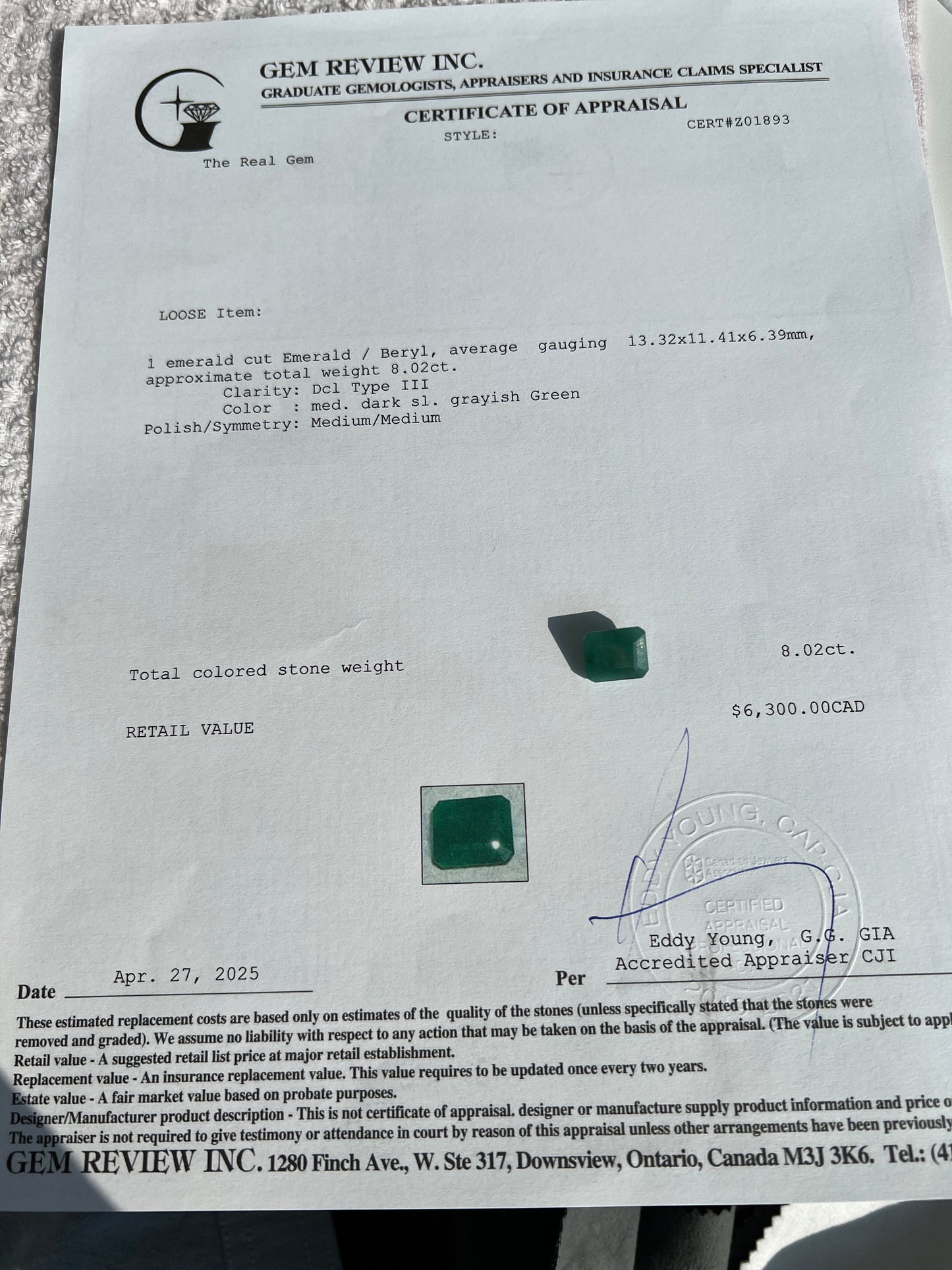 8.02 carats Natural Zambian Emerald with the Appraisal certificate