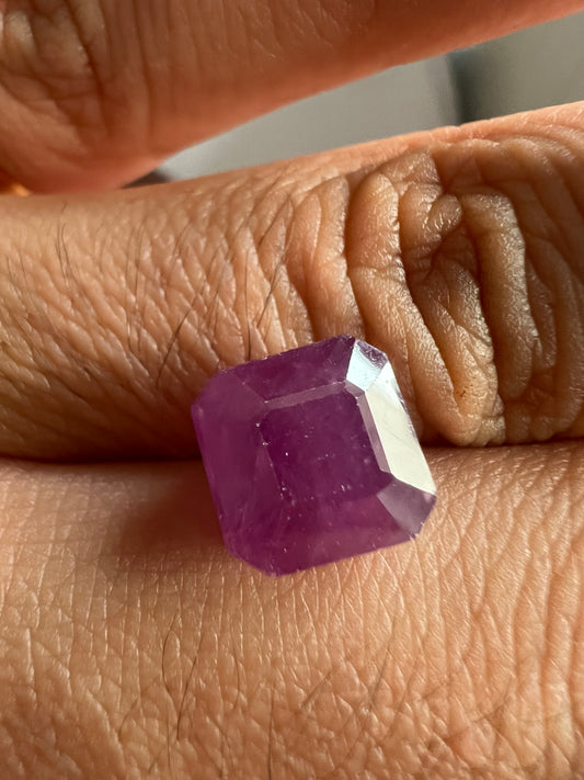 Natural Ruby 7.04 carats square no-heat