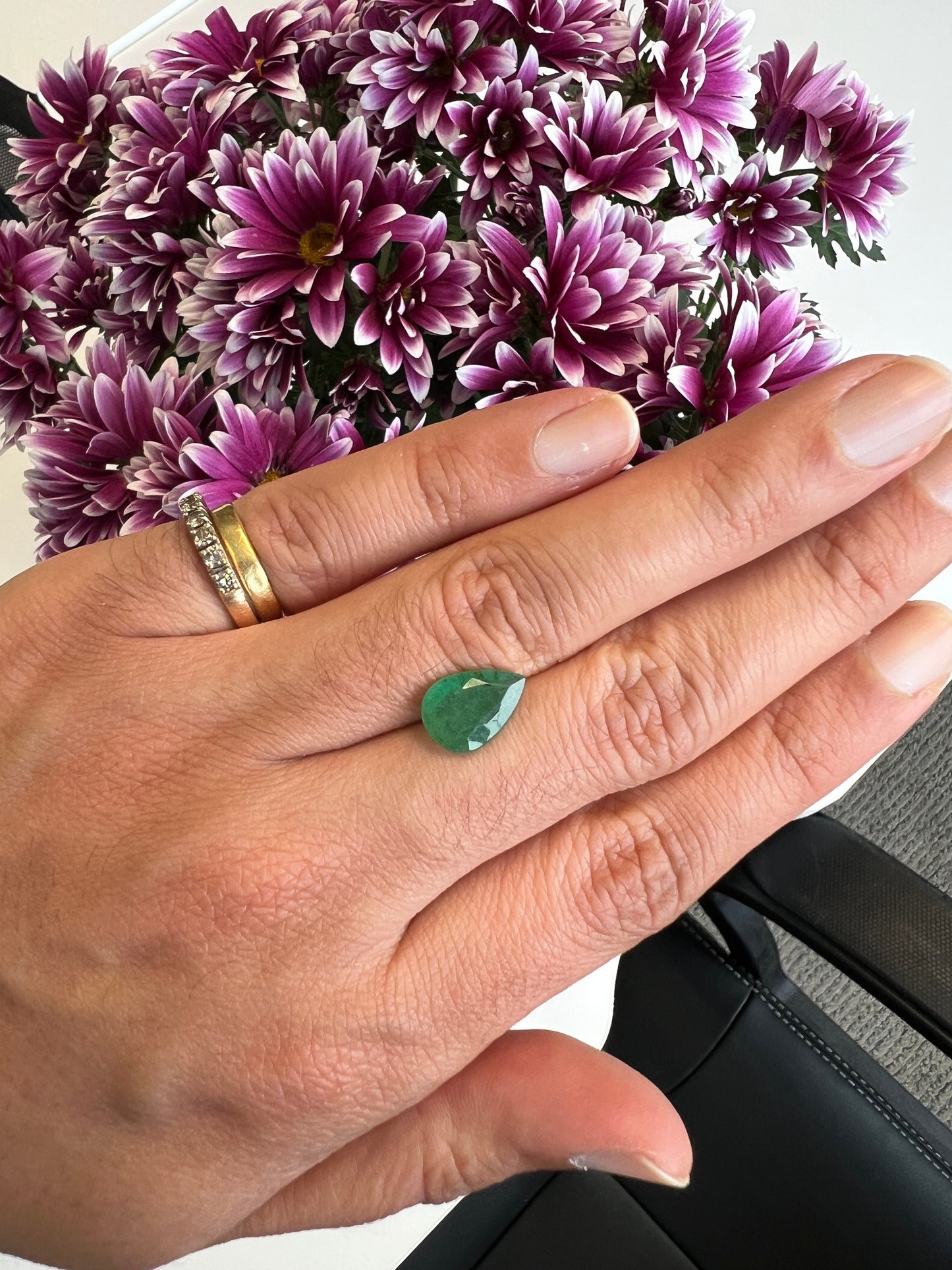 Natural Zambian Emerald - 2.94 carats pear shape
