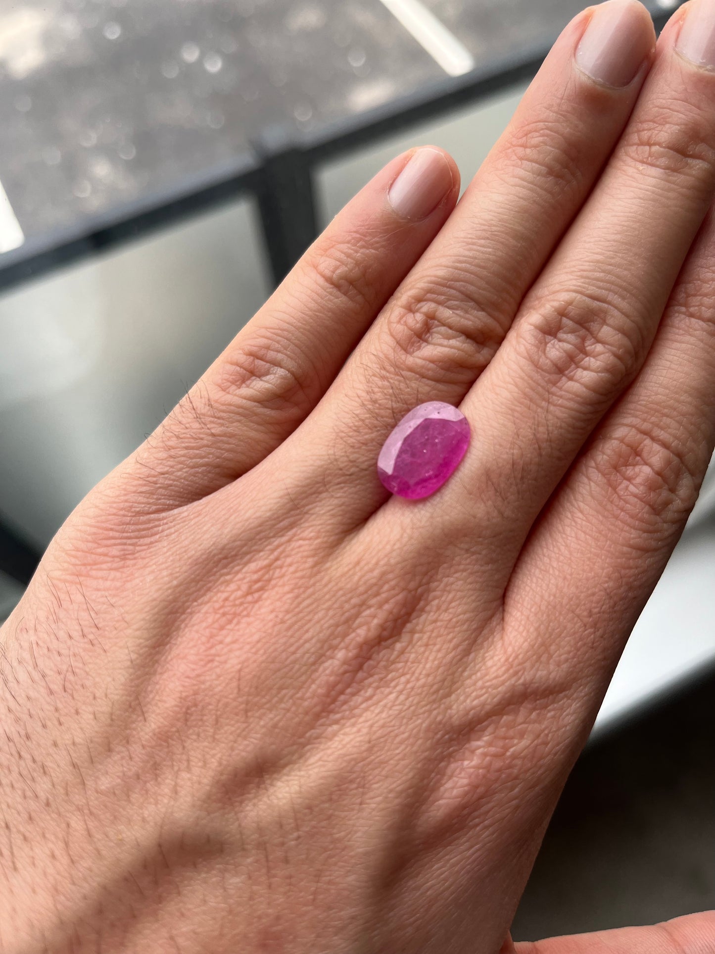 3.74 carats Natural Ruby oval cut from Mozambique - certified