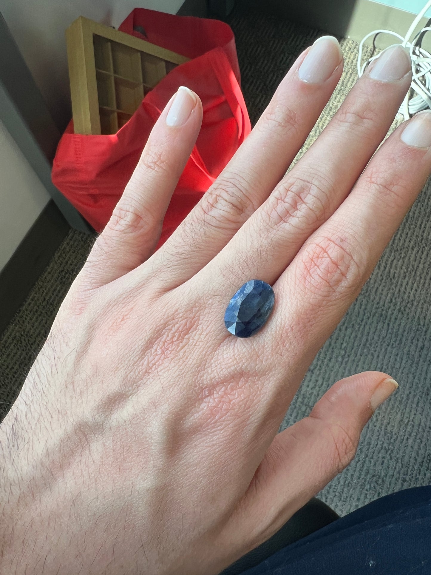 11.08 carats Natural Blue sapphire large oval - appraisal certificate